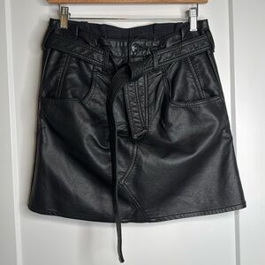 Free People Size 27 Faux Black‎ Leather High Rise Mini Skirt
